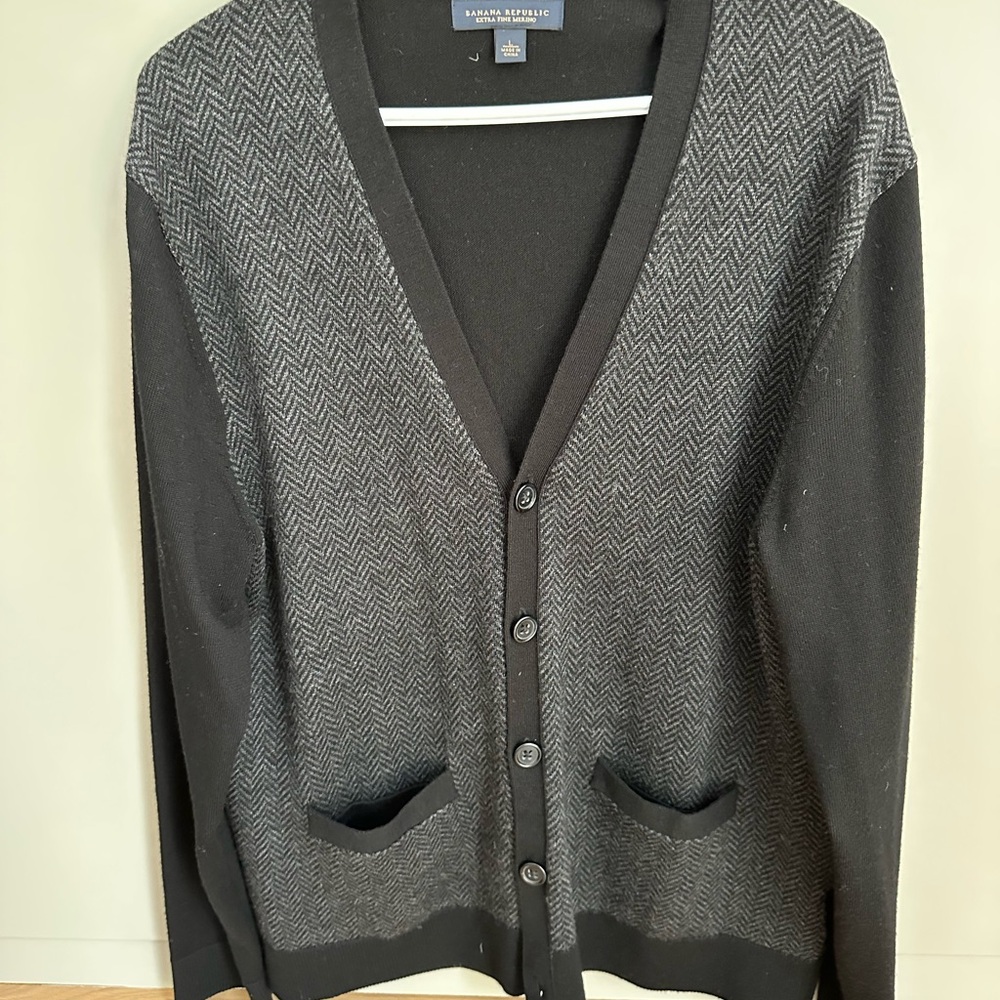 Banana Republic Black Cardigan Sweater V-Neck Knit